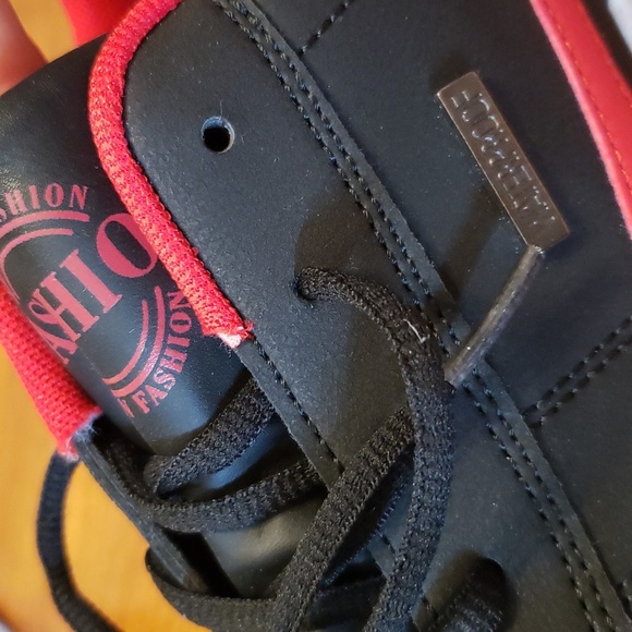 NWOT New Fashion Sneakers Size 9M Unisex - Picture 7 of 7